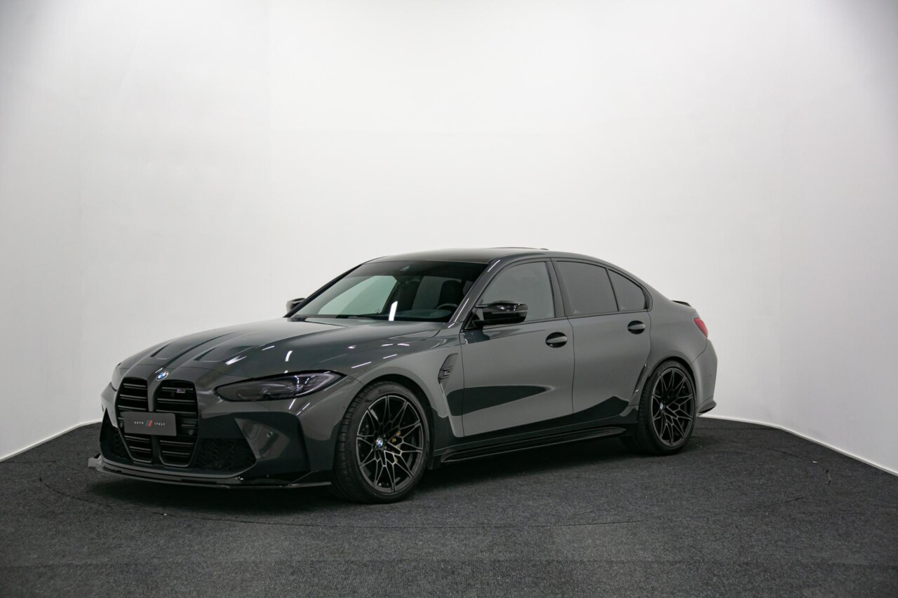 BMW M3 G80 Sedan Competition *M Race Track,Carbon penkit, Keraamiset jarrut, HUD, H&K, Takuu 4/26'* - Auto Italy Oy